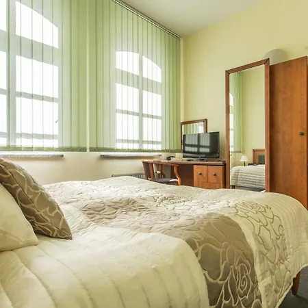 Hotel Rycerski 3*